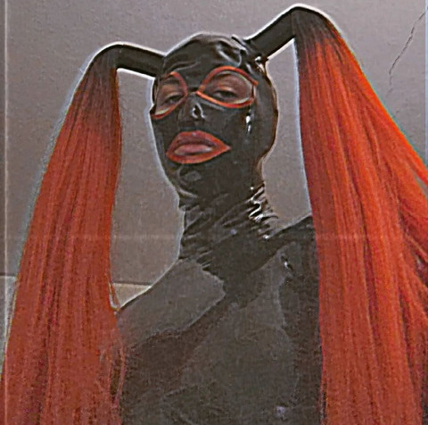 Latex Lucy profile picture