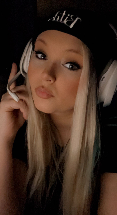 Swedish Fish profile picture