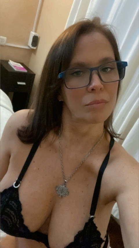 Eden🤍 profile picture