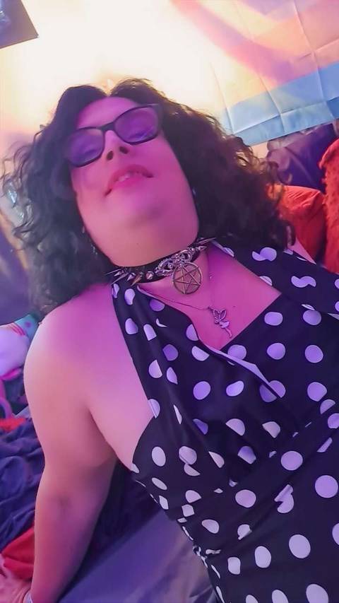 @brattybelladelf nude brattybelladelf nude