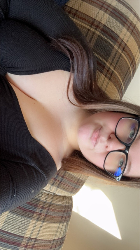 Leena Cruzz profile picture