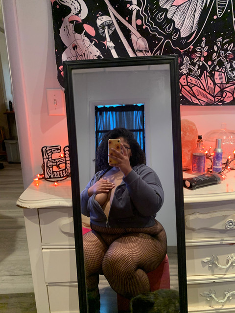 TINTEDHONEY profile picture