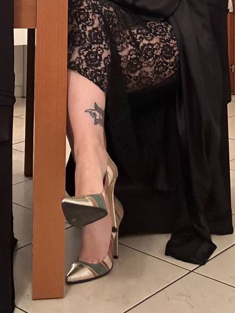 @shoeplayshoeplay @shoeplayshoeplay