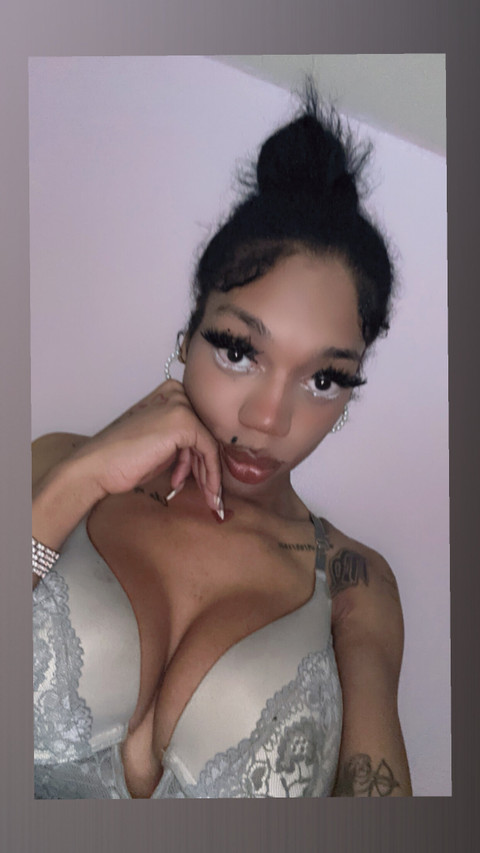 Alyssa Steals profile picture
