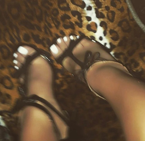 Ivy's feet profile picture