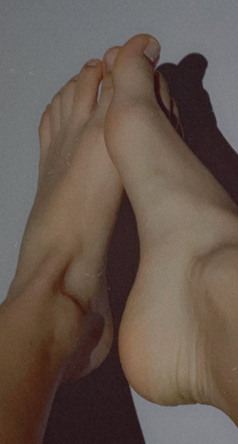 Lil feet of mine 👣❤️ profile picture