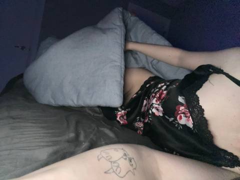 @devon.showers nude devon.showers nude