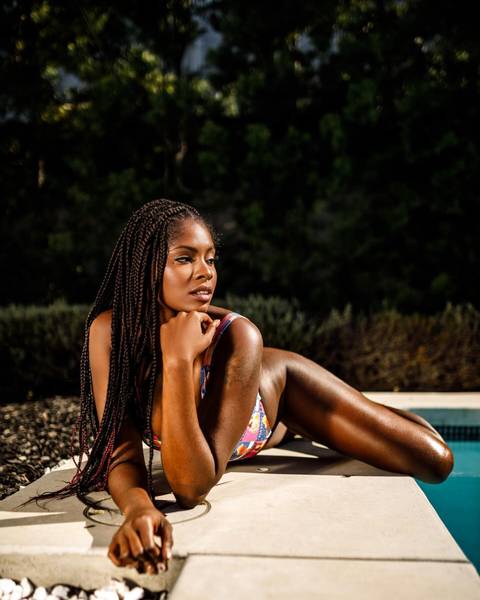 @yourfavmodel24 @yourfavmodel24