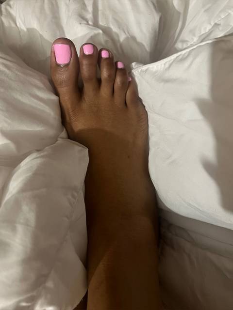 @venusianfootfetish @venusianfootfetish