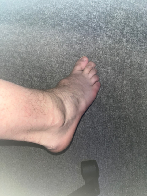 🦶🏻 time profile picture