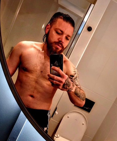 Aaron profile picture