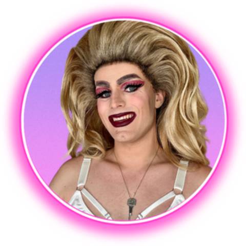 @transfemdomqueen @transfemdomqueen
