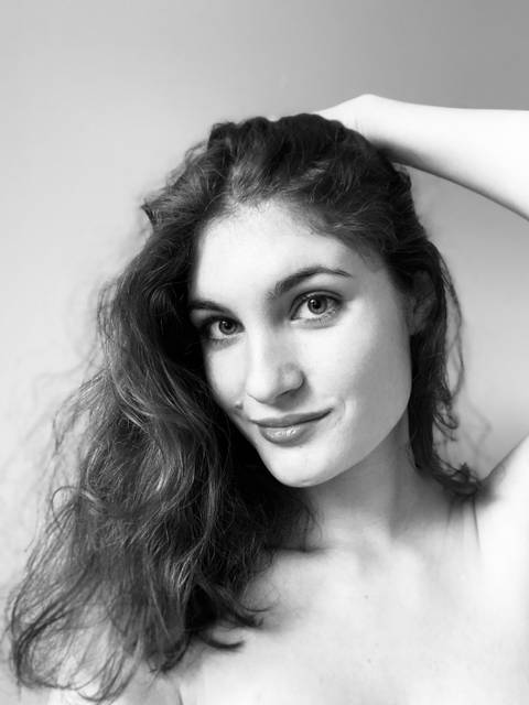 @l_lenzova nude l_lenzova nude