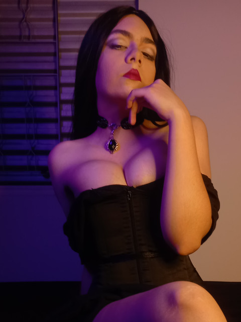 Lucy skye profile picture