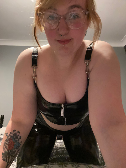 Mistress Holli profile picture