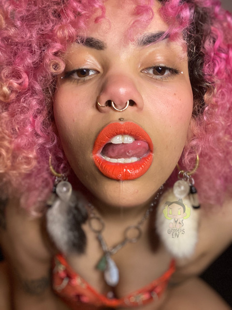 Goddess Liv 🖤 profile picture
