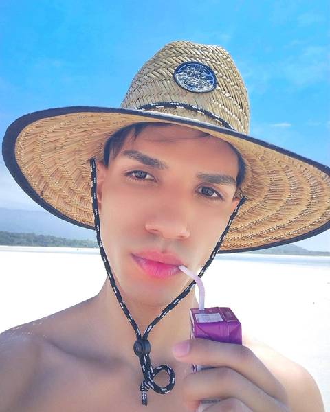 @henrique_martinsof @henrique_martinsof
