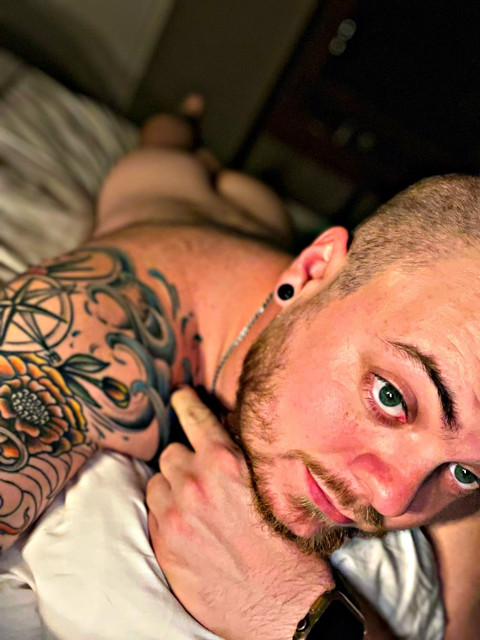 HandsomeNerd6969 profile picture