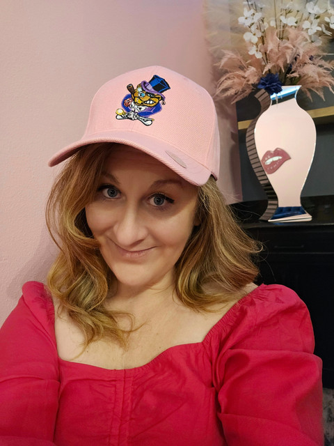 Shimmery Elegance profile picture