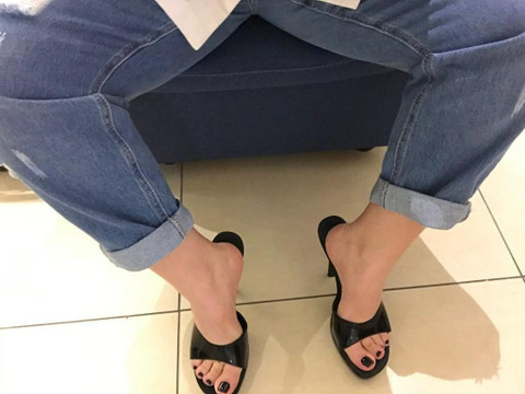 Hotwife666 profile picture