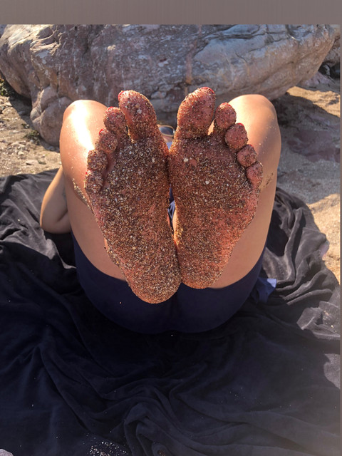 Feet fanatic fun profile picture