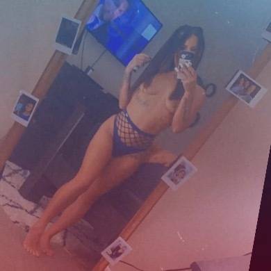 @theeamberrosee @theeamberrosee