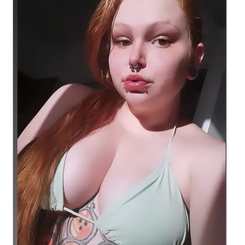 Mistress Cerulean 🪐 profile picture