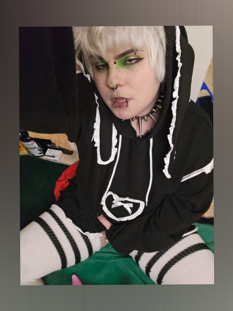 Riot profile picture