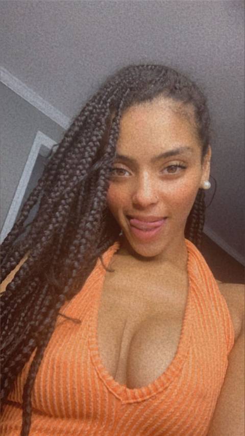 @prettiee_alexis @prettiee_alexis