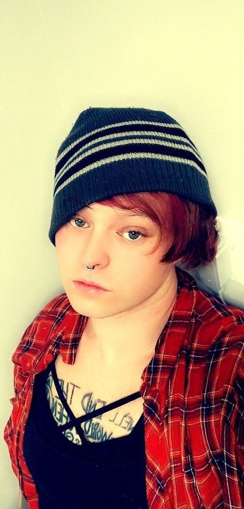 madam/mutt profile picture