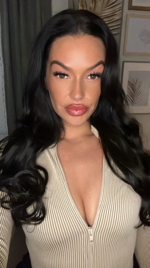 Miss Livvy x profile picture