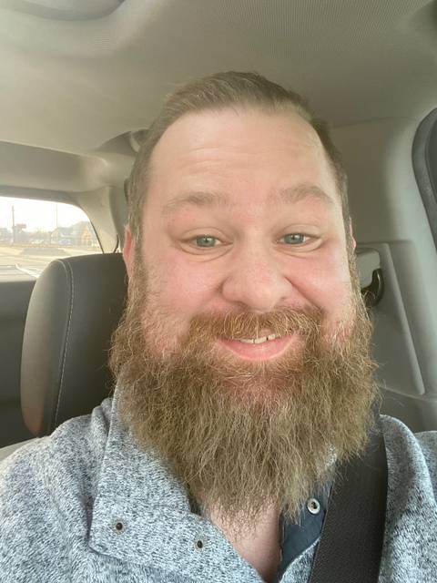 @beardeddaddy37 nude beardeddaddy37 nude
