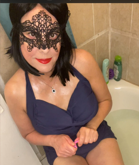 PJ In Bed profile picture