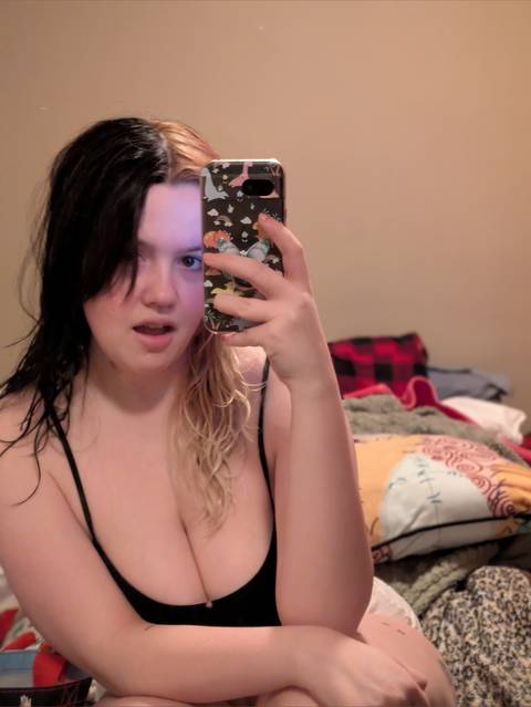 @goddess_alex_ @goddess_alex_