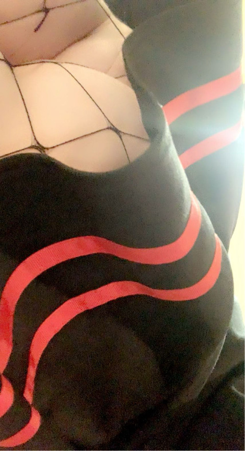 Minniesatan24 profile picture