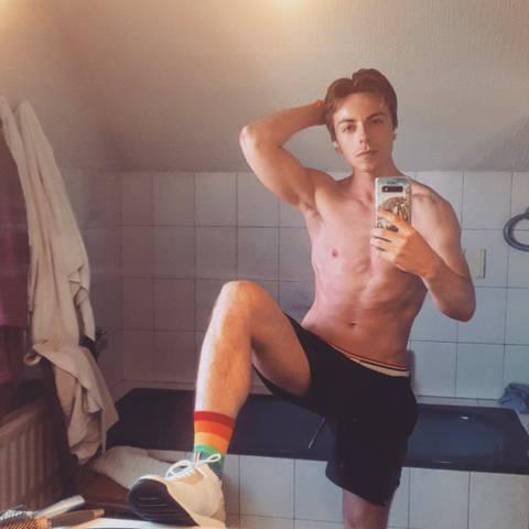 @frenchie_boy nude frenchie_boy nude