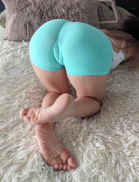 Sabrina’s feet profile picture