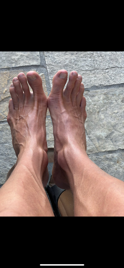 BigSportfeet47 profile picture