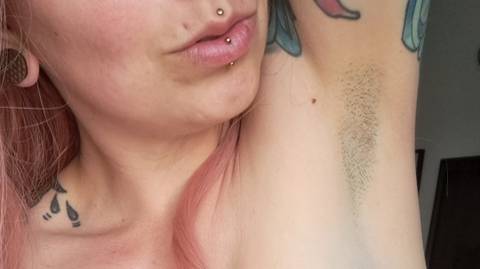 @biis.armpit nude biis.armpit nude