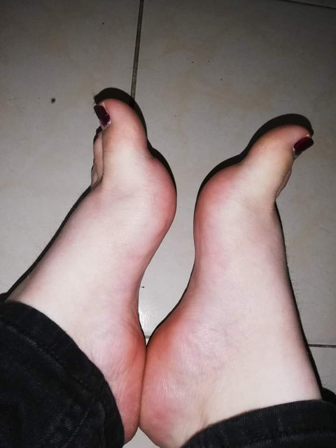 Feetpics profile picture