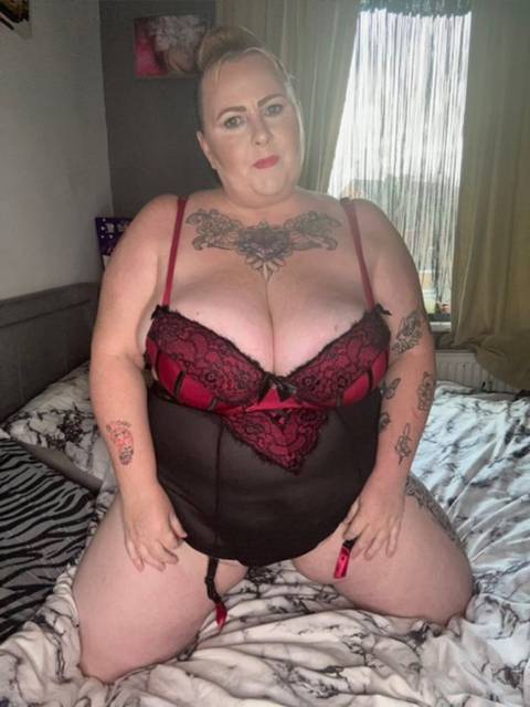 @lunabustygal21 @lunabustygal21
