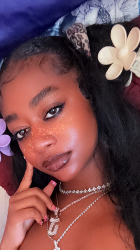 πΊPink HuarachesπΊ profile picture
