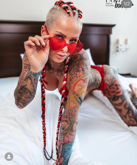 @milkieshakesfree nude milkieshakesfree nude