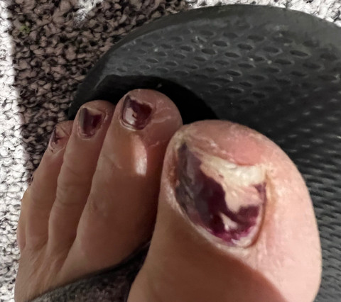 Sexy feet profile picture