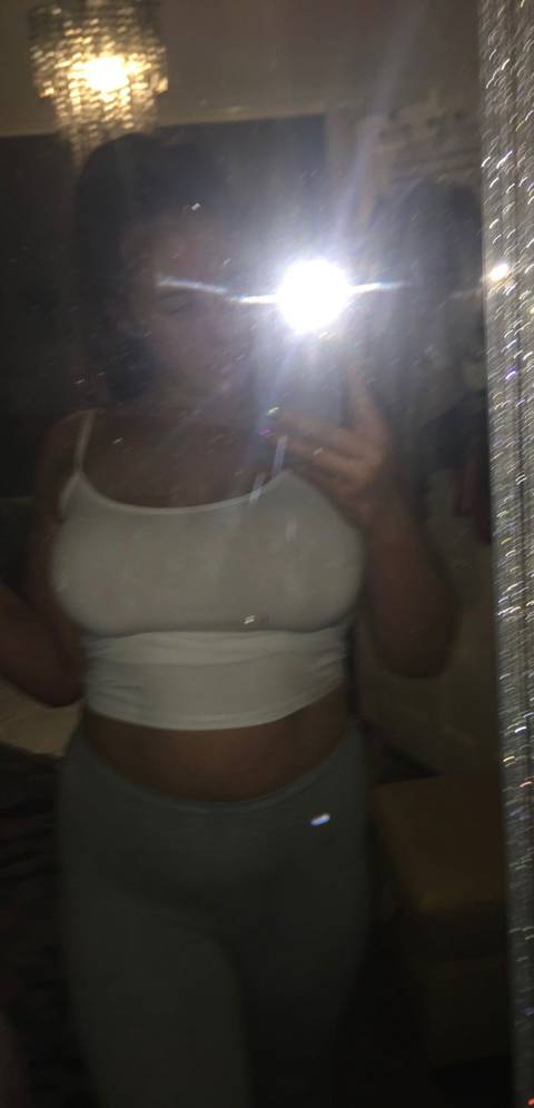 @elliefl0 nude elliefl0 nude