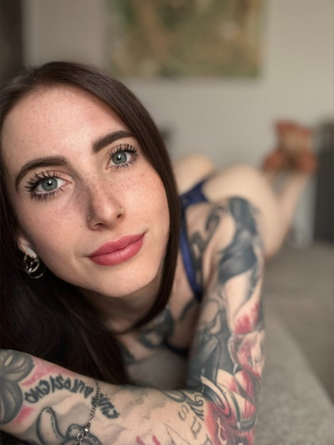 𝓛𝓞𝓤 🖤 profile picture