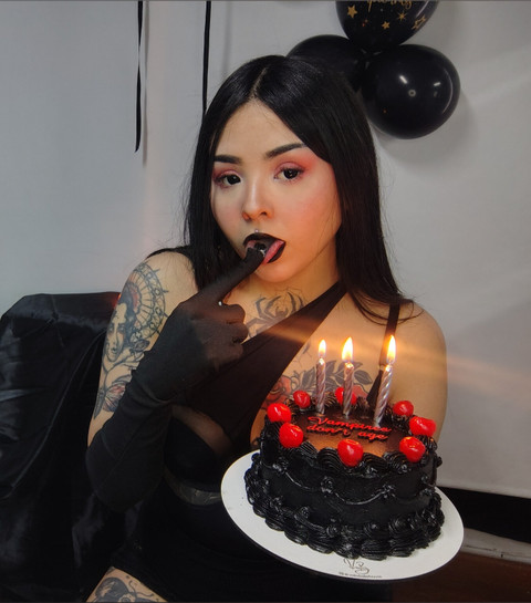 ππππ πππππ ππππ profile picture