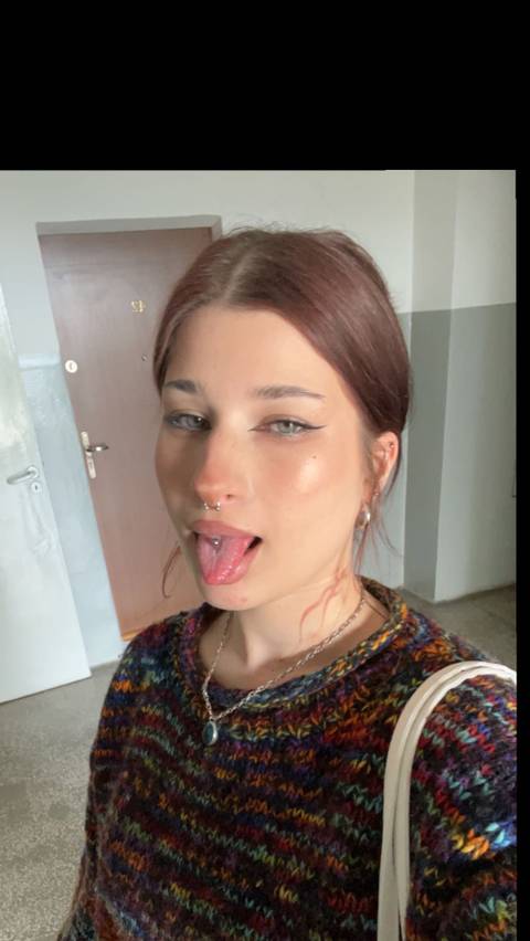 @u273555997 @u273555997