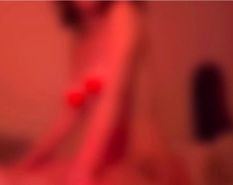 E profile picture