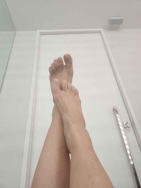 Brazilian feet profile picture